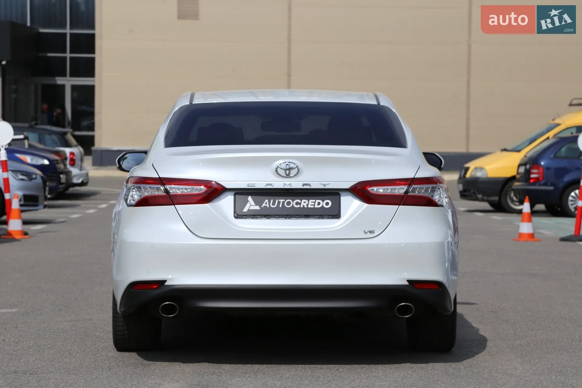 2020 Toyota Camry - мініатюра 6
