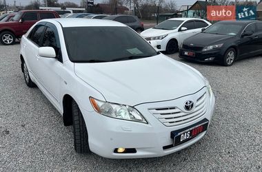 Седан Toyota Camry 2008 в Павлограде