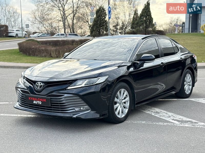 Toyota Camry 2017