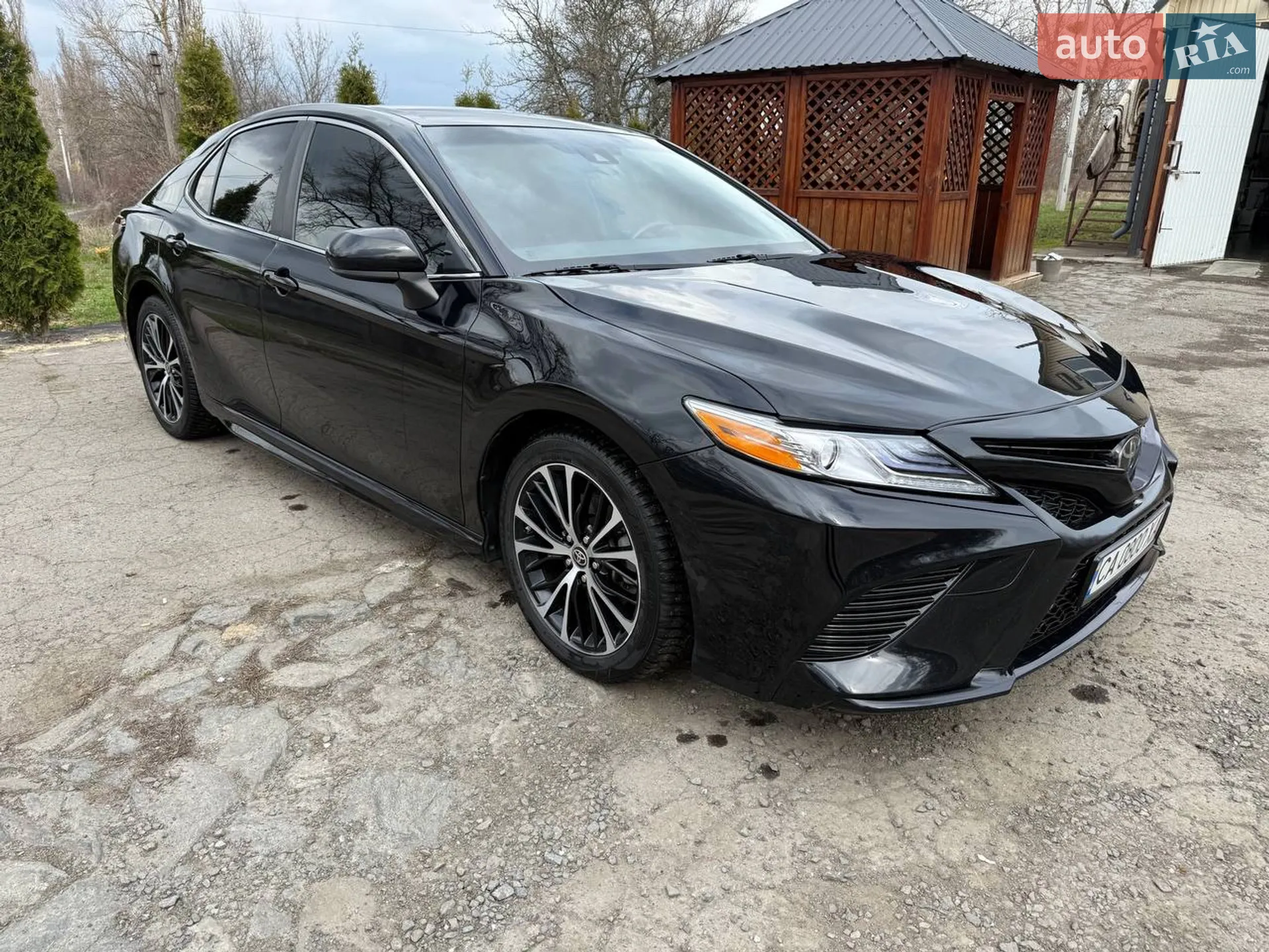 2020 Toyota Camry - мініатюра 2