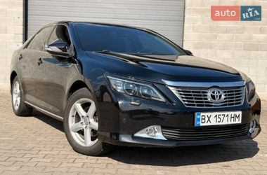 Седан Toyota Camry 2012 в Дубровице