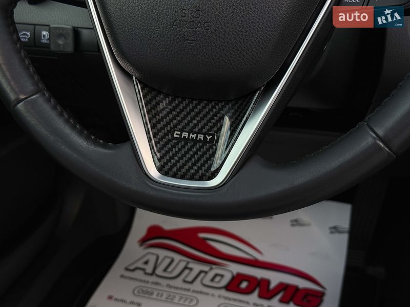 Седан Toyota Camry 2019 в Луцьку