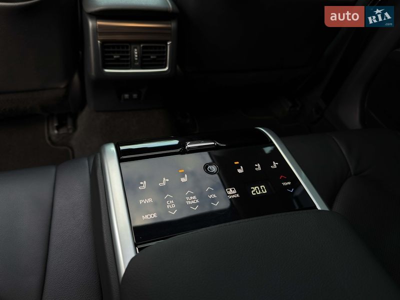 Седан Toyota Camry 2019 в Луцьку