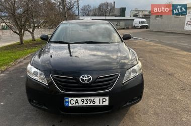 Седан Toyota Camry 2006 в Черкасах