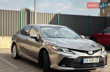Седан Toyota Camry 2021 в Ічні
