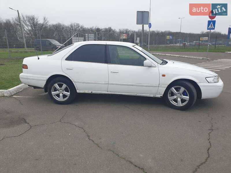Toyota Camry 1996