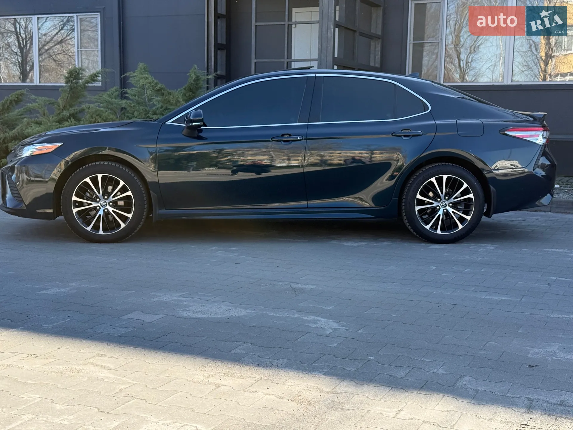 2019 Toyota Camry - мініатюра 14