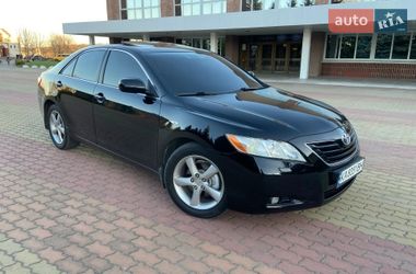 Седан Toyota Camry 2007 в Корсуне-Шевченковском