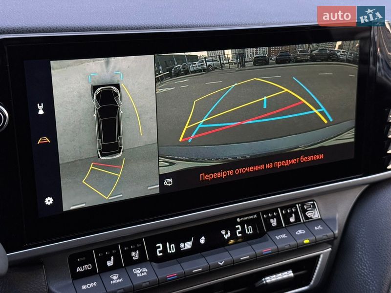 Седан Toyota Camry 2024 в Києві