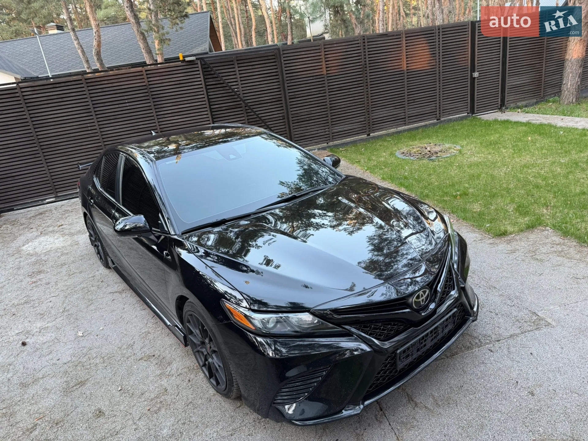 2021 Toyota Camry - мініатюра 3