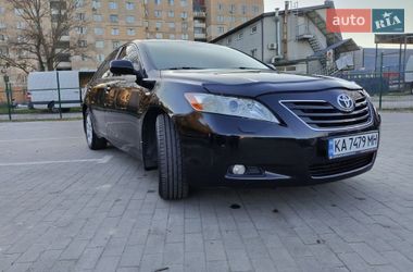 Седан Toyota Camry 2008 в Киеве