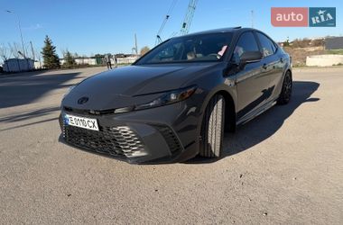 Седан Toyota Camry 2025 в Дніпрі