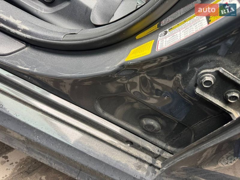 Седан Toyota Camry 2024 в Львові