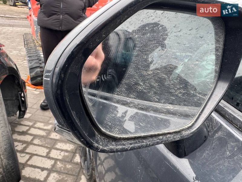 Седан Toyota Camry 2024 в Львові