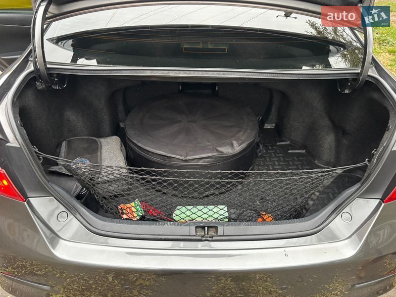 Седан Toyota Camry 2011 в Гадяче