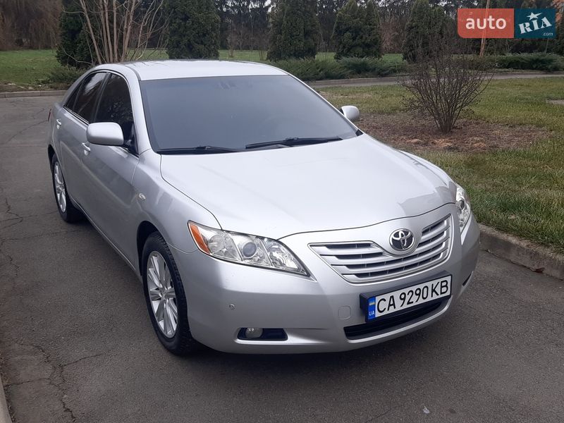 Седан Toyota Camry 2007 в Умані