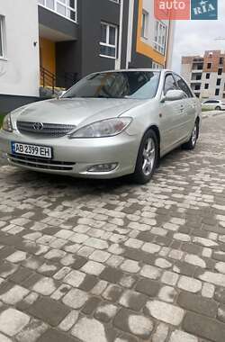 Седан Toyota Camry 2002 в Виннице