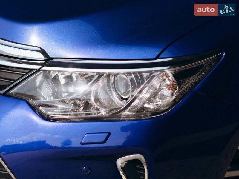 Седан Toyota Camry 2016 в Тернополе фото 11 Седан Toyota Camry 2016 в Тернополе