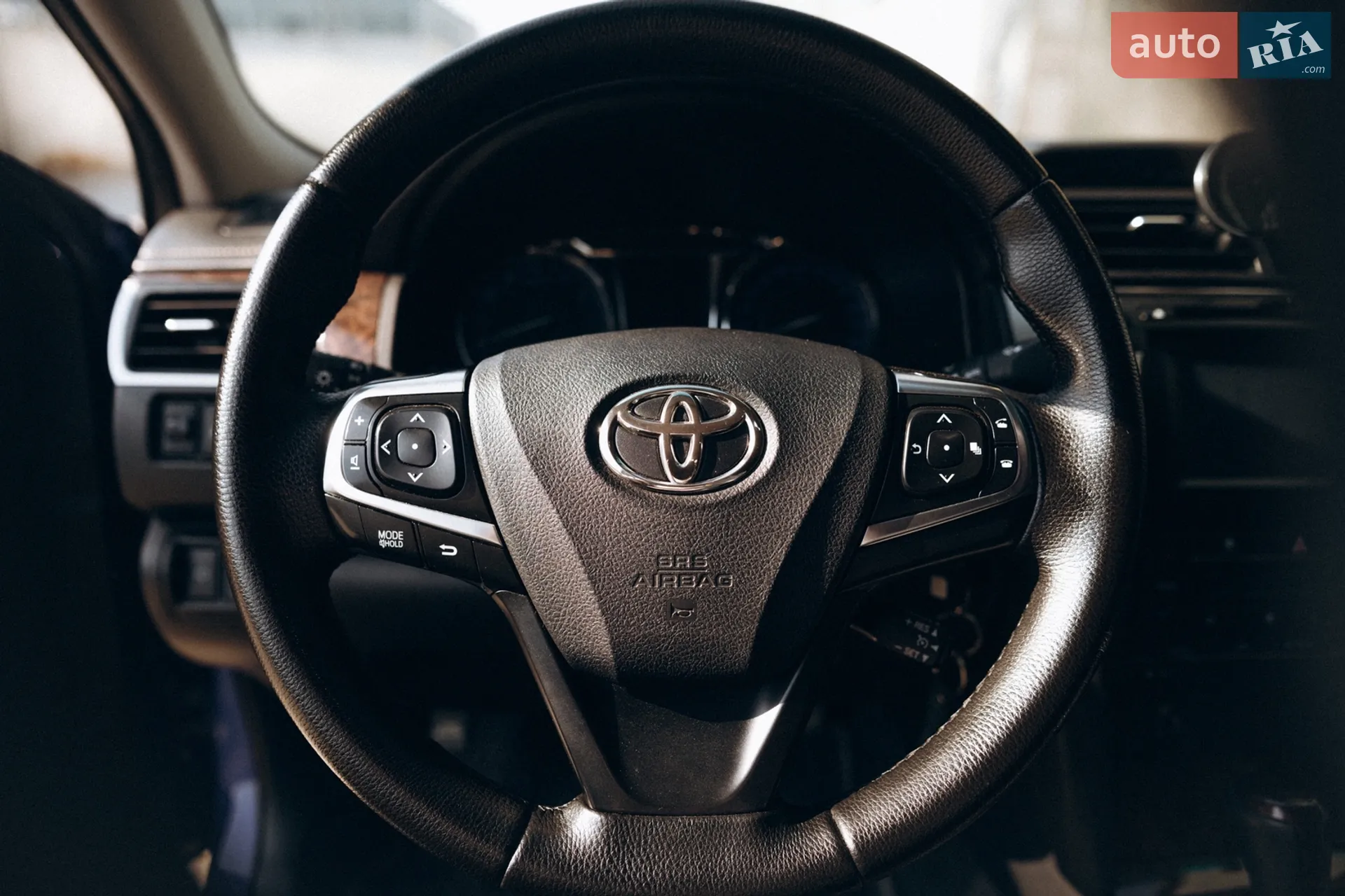 2016 Toyota Camry - мініатюра 25