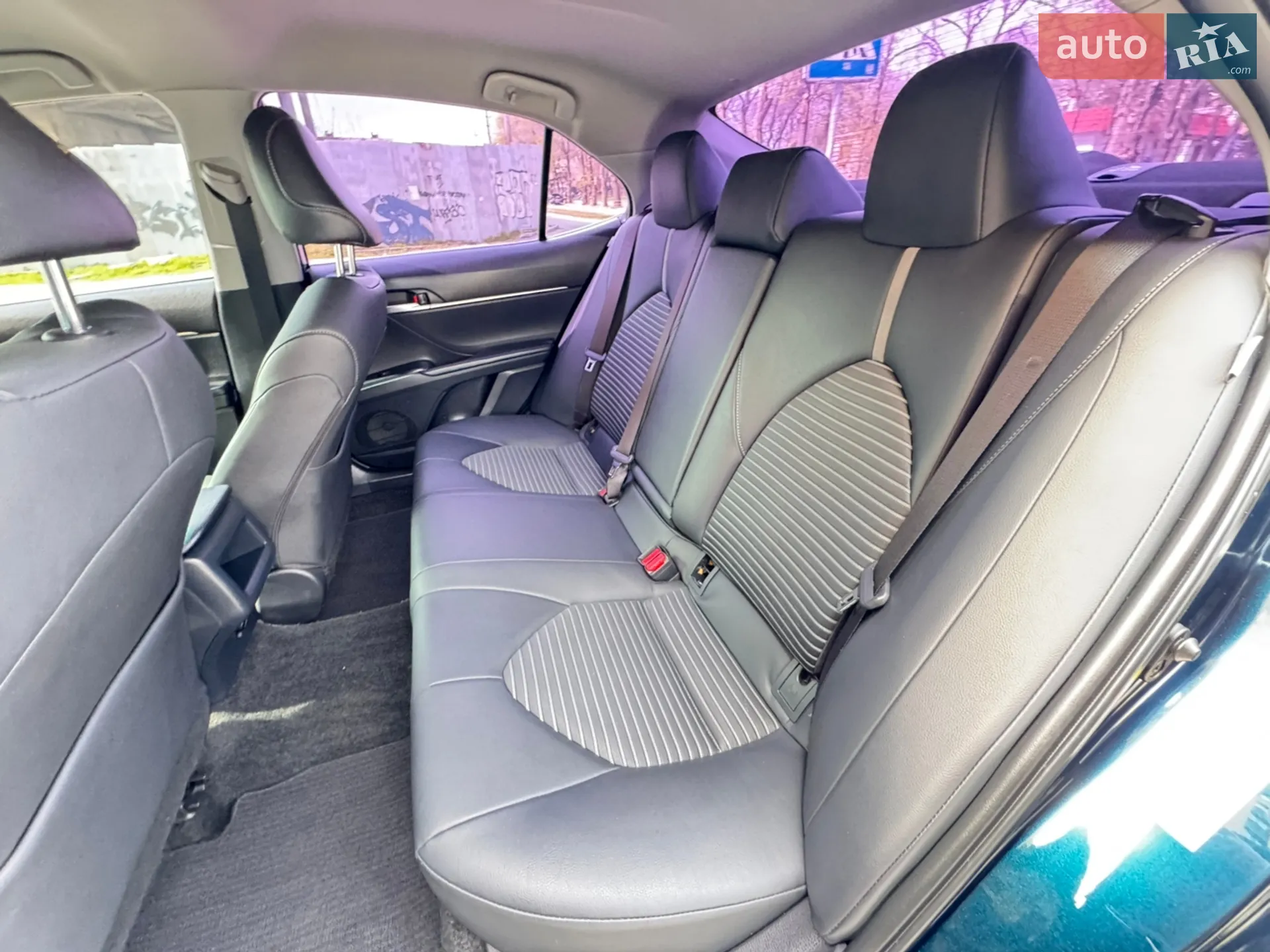 2018 Toyota Camry - мініатюра 44