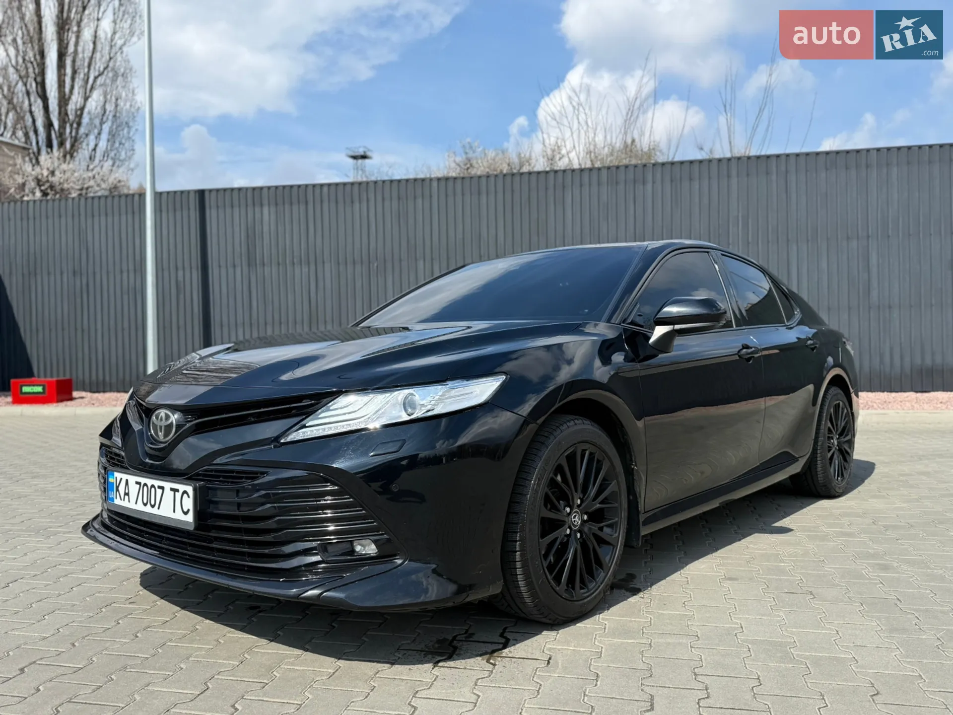 2017 Toyota Camry - мініатюра 3