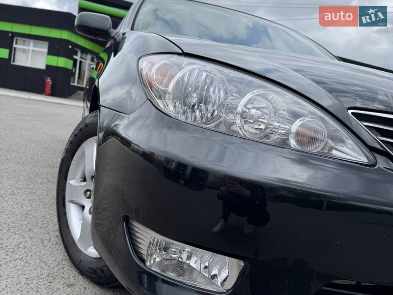 Седан Toyota Camry 2004 в Днепре фото Седан Toyota Camry 2004 в Днепре