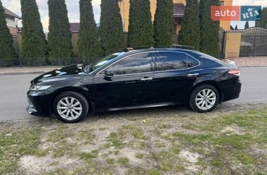 Седан Toyota Camry 2018 в Києві