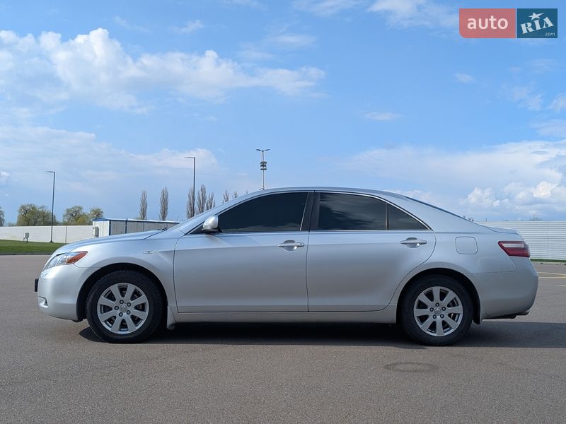 Седан Toyota Camry 2007 в Києві