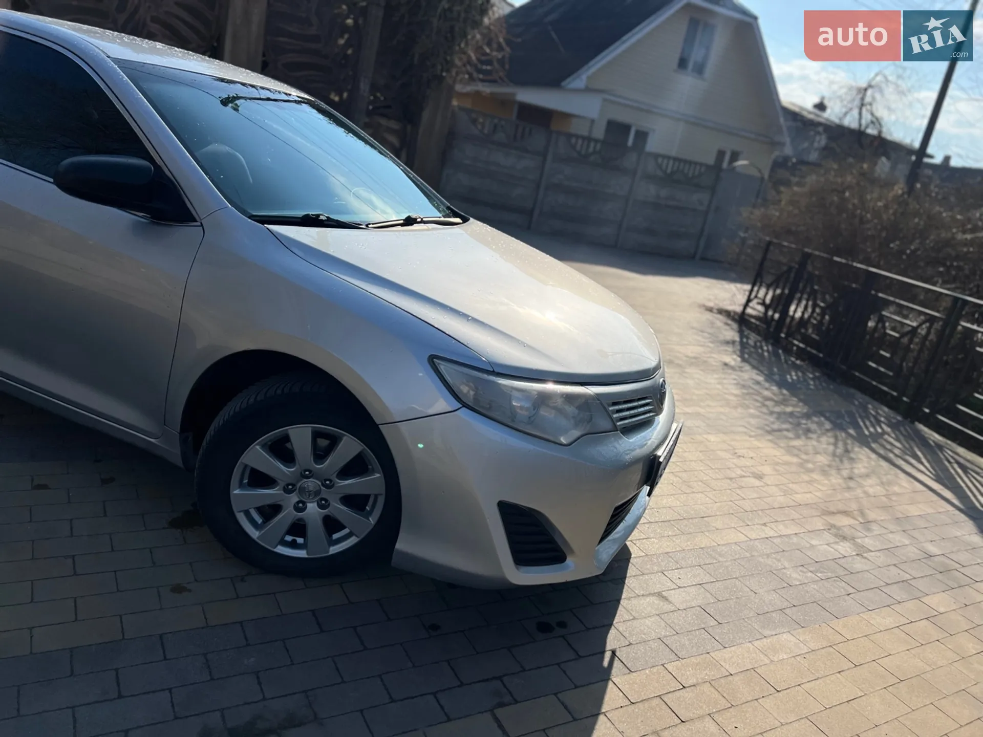 2014 Toyota Camry - мініатюра 3