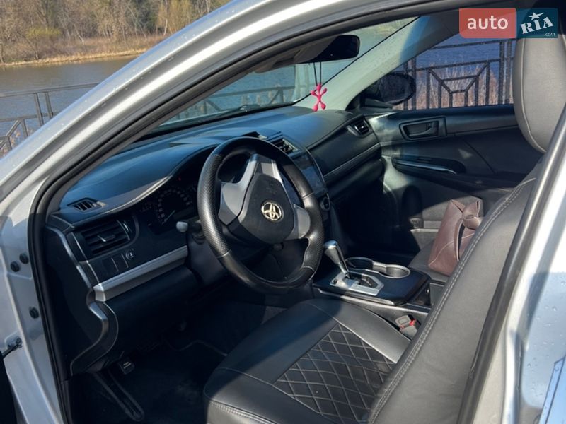 Седан Toyota Camry 2014 в Белой Церкви