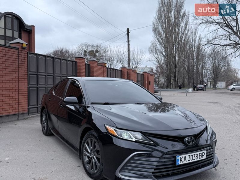 Седан Toyota Camry 2022 в Киеве фото 3 Седан Toyota Camry 2022 в Киеве