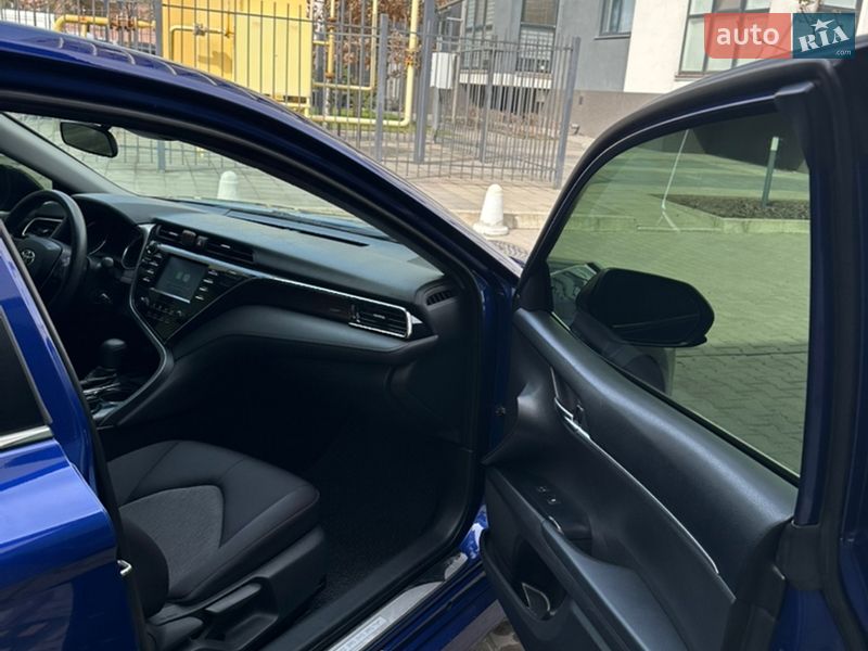 Седан Toyota Camry 2018 в Ровно фото 27 Седан Toyota Camry 2018 в Ровно