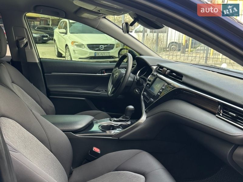 Седан Toyota Camry 2018 в Ровно фото 28 Седан Toyota Camry 2018 в Ровно