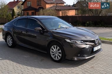 Седан Toyota Camry 2019 в Вінниці
