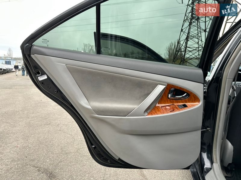 Седан Toyota Camry 2007 в Харькове