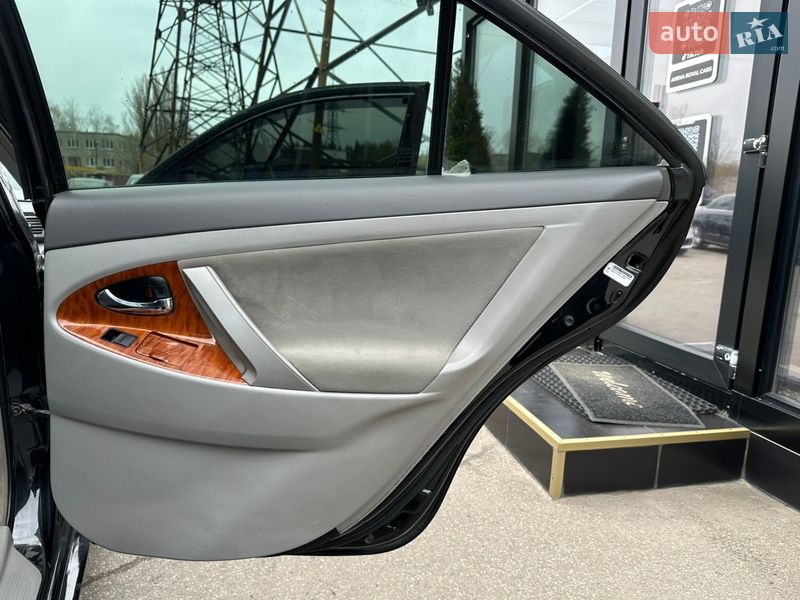 Седан Toyota Camry 2007 в Харькове