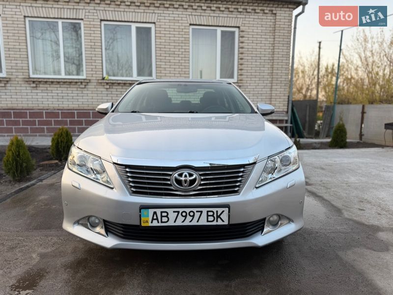 Седан Toyota Camry 2011 в Ямполе фото 10 Седан Toyota Camry 2011 в Ямполе