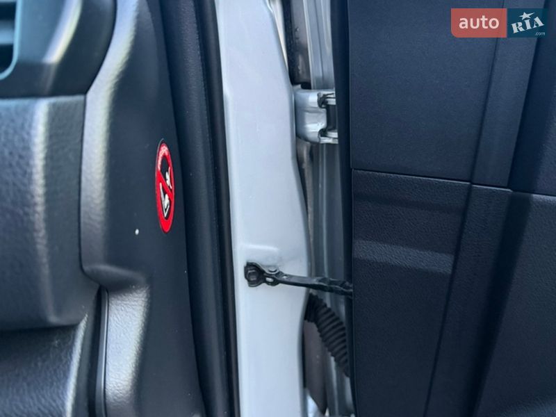 Седан Toyota Camry 2011 в Ямполе фото 34 Седан Toyota Camry 2011 в Ямполе