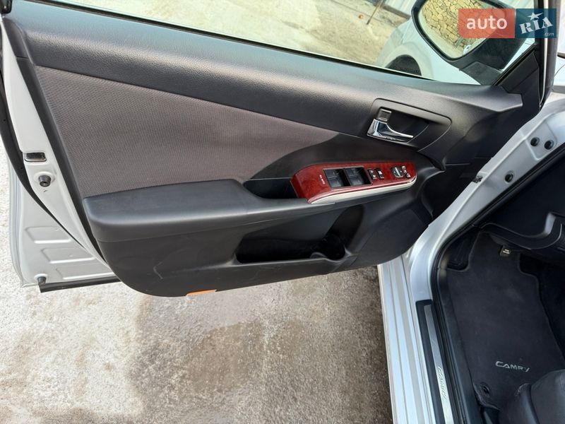 Седан Toyota Camry 2011 в Ямполе фото 71 Седан Toyota Camry 2011 в Ямполе
