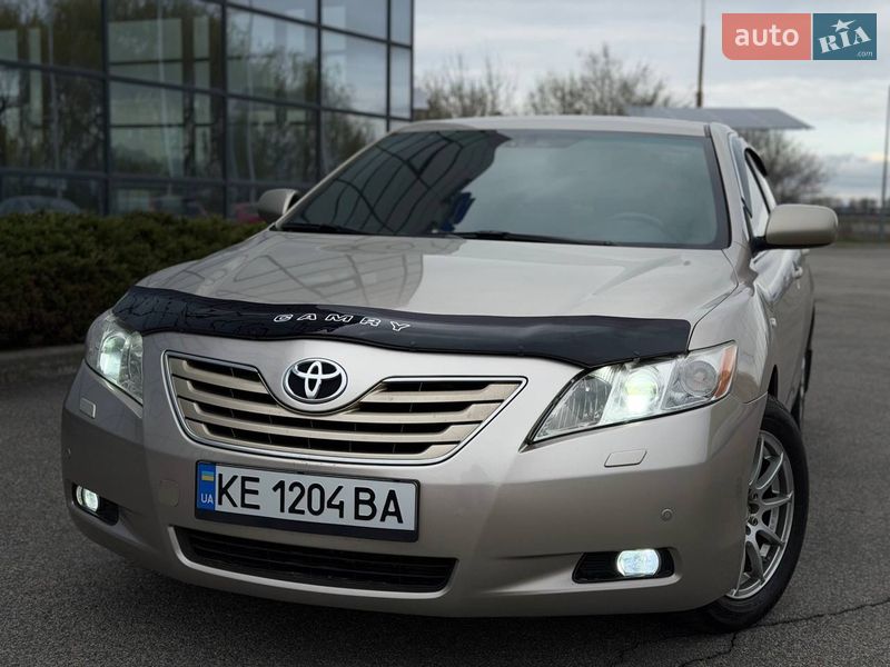 Седан Toyota Camry 2008 в Дніпрі