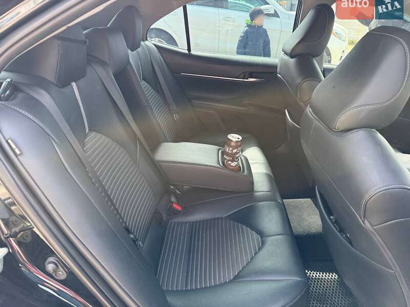 Седан Toyota Camry 2019 в Коломые