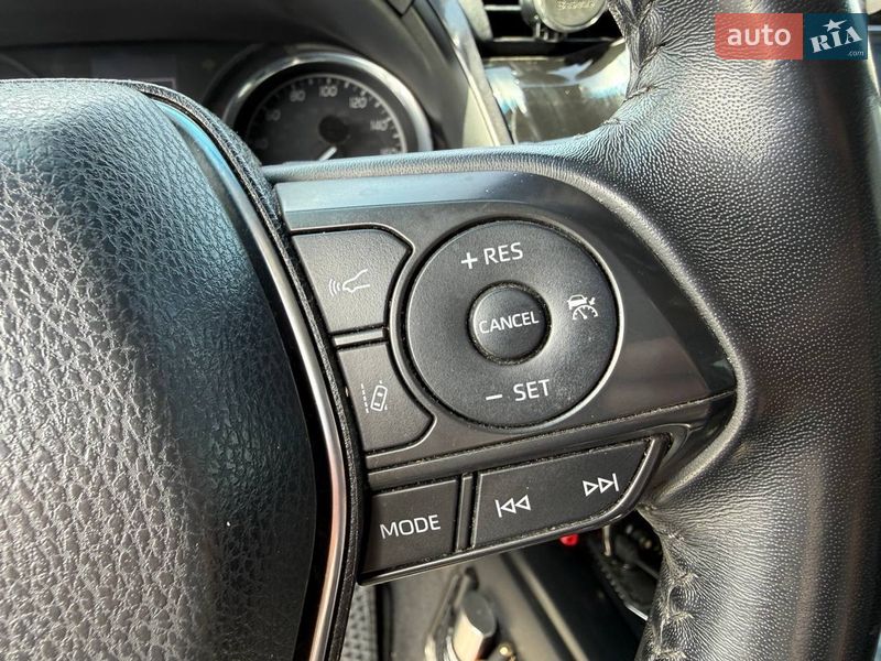 Седан Toyota Camry 2019 в Коломые