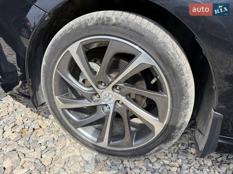 Седан Toyota Camry 2019 в Коломые