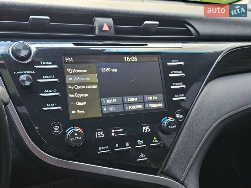 Седан Toyota Camry 2019 в Киеве фото 40 Седан Toyota Camry 2019 в Киеве