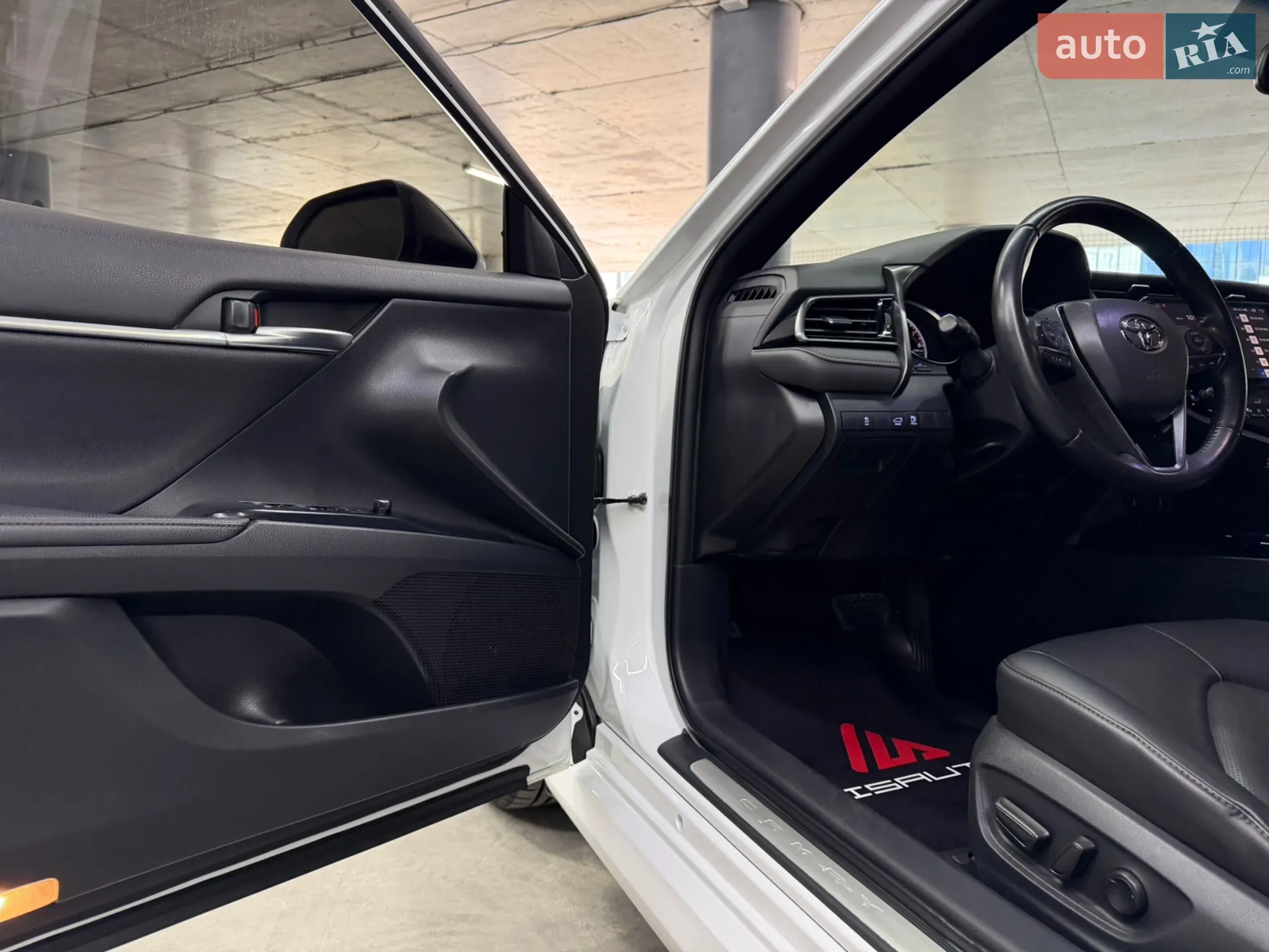 2020 Toyota Camry - мініатюра 19