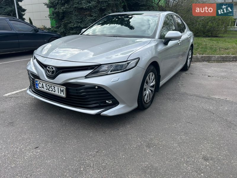 Toyota Camry 2017