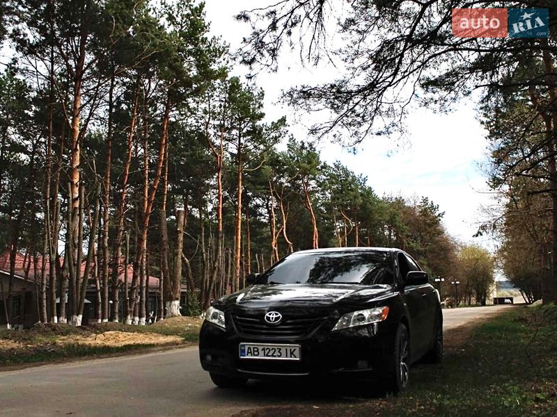 Седан Toyota Camry 2007 в Бершаді