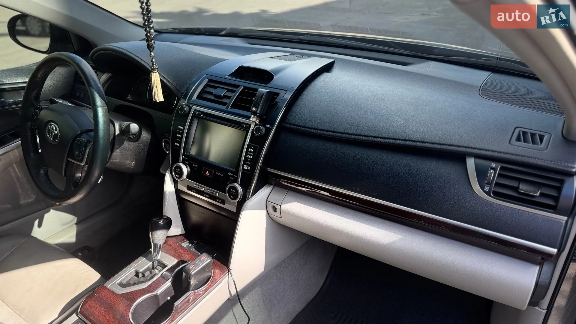 2014 Toyota Camry - мініатюра 23
