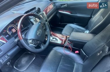 Седан Toyota Camry 2014 в Киеве