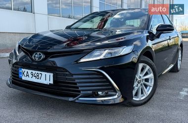 Седан Toyota Camry 2024 в Білій Церкві